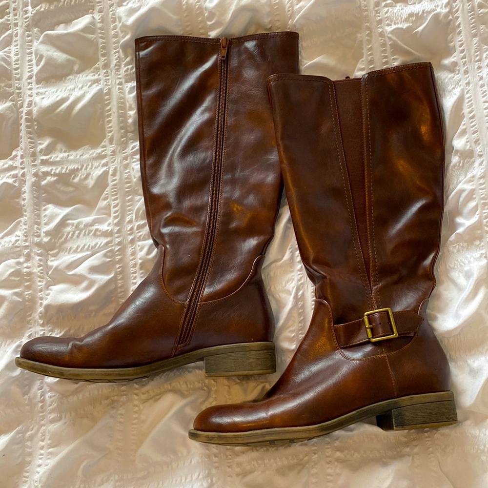 Brown tall boots riding western